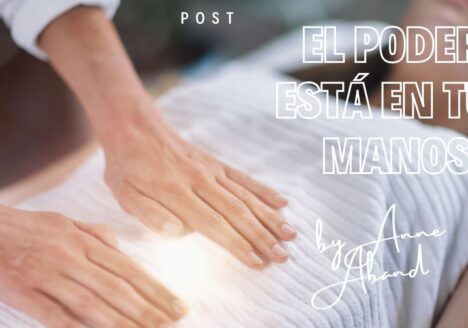 imagen blog de una mujer curando con las manos a otra